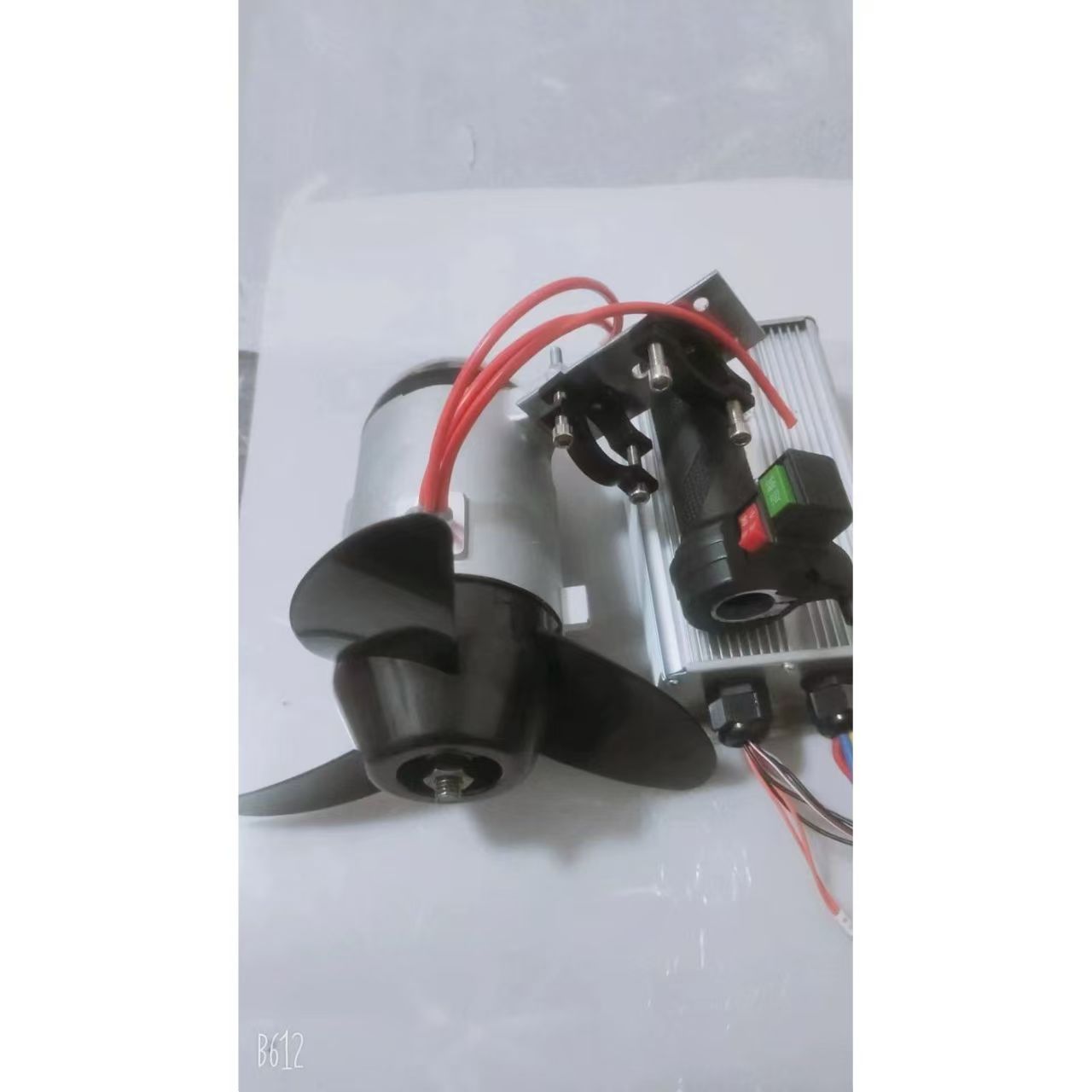Marine Electric Propeller Brus - مراجعة Fishing Boat Outboard Motor وسعره