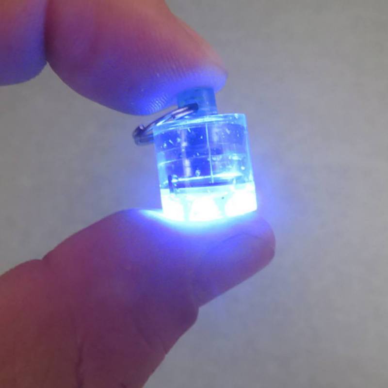 Mini Fishing Attraction Lamp G - مراجعة Fishing Boat Navigation Light وسعره